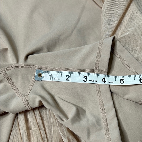 Popflex Pirouette Skort Beige Size 1X Athleisure Tennis Pickleball Tulle - Picture 6 of 11